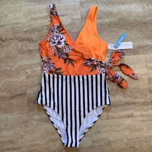 NWT one piece Cupshe swimsuit
